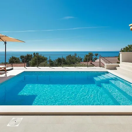 Dazzling Hvar Licita 4 Bedrooms Spacious Sunterrace Fitted With Sunbeds And Parasols Private Outdoor Swimming Pool Shaded, Sveta Nedelja (Hvar)