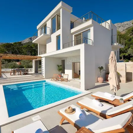Dazzling Hvar Licita 4 Bedrooms Spacious Sunterrace Fitted With Sunbeds And Parasols Private Outdoor Swimming Pool Shaded, Villa