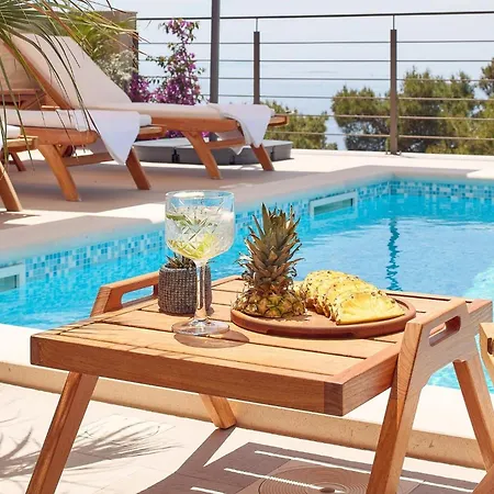 Dazzling Hvar Licita 4 Bedrooms Spacious Sunterrace Fitted With Sunbeds And Parasols Private Outdoor Swimming Pool Shaded, *